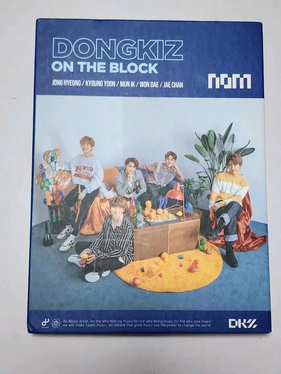 【雷市場（ポンジャン）商品韓国直送】 DKZ(ディーケージー) nom 絶版 サイン アルバム 出品
