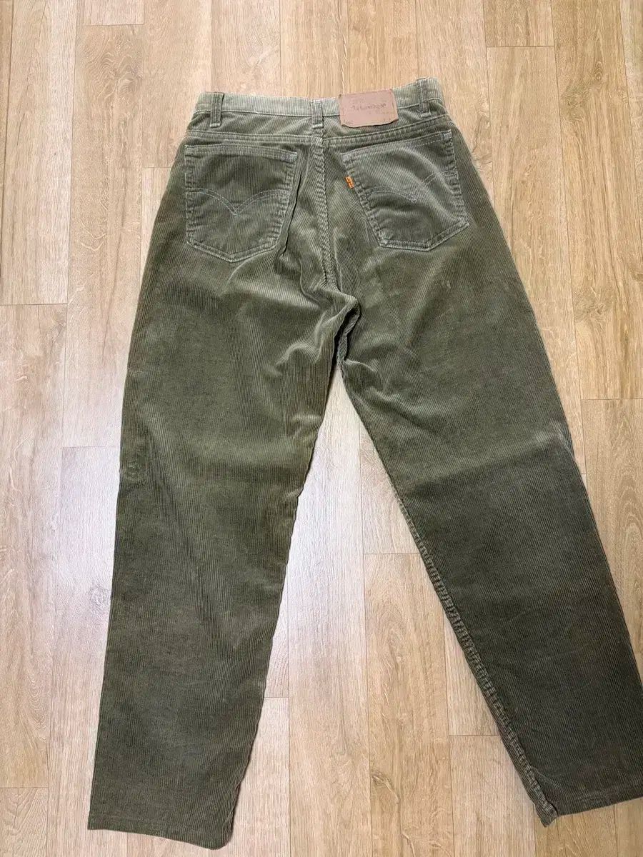 リーバイス ヴィンテージ コーデュロイ パンツ