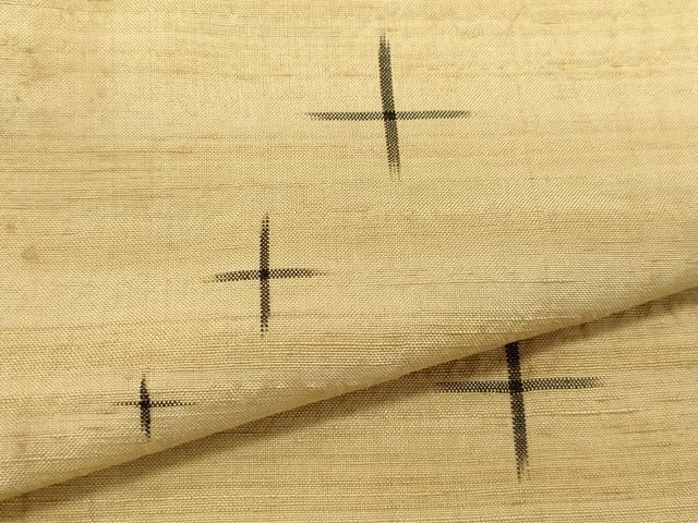 平和屋着物○国指定重要無形文化財 本場久米島紬 手織 十字