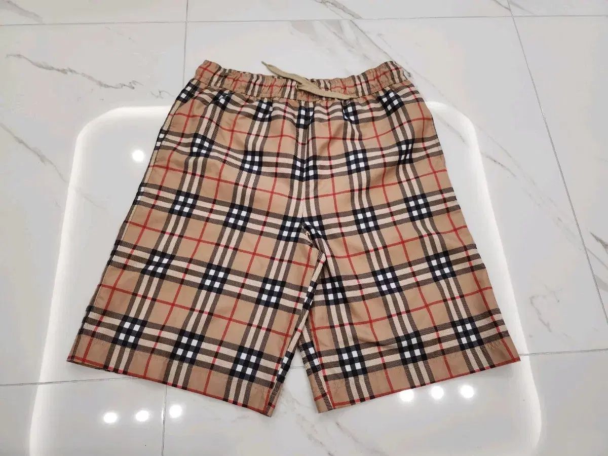 バーバリー チェック スイムパンツ 14Y