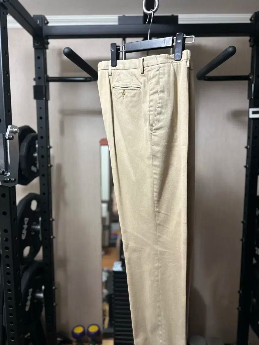 【雷市場（ポンジャン）商品韓国直送】 イタリア ボリオリ ベージュ コットンパンツ 50