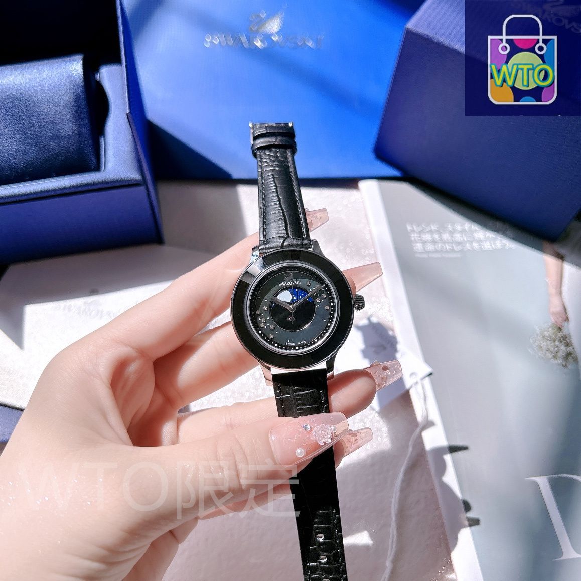 今日特価】SWAROVSKI スワロフスキー 神秘銀河 月着陸記念款 月