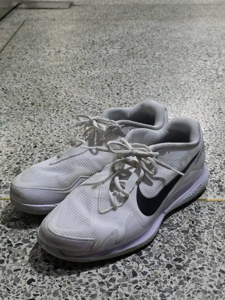NIKE ナイキ テニスシューズ ヴェイパー プロ 1 285 決済