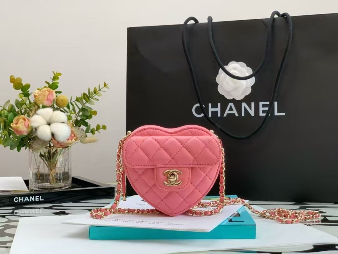 CHANEL シャネル ハートシェイプバッグ ピンク - メルカリ