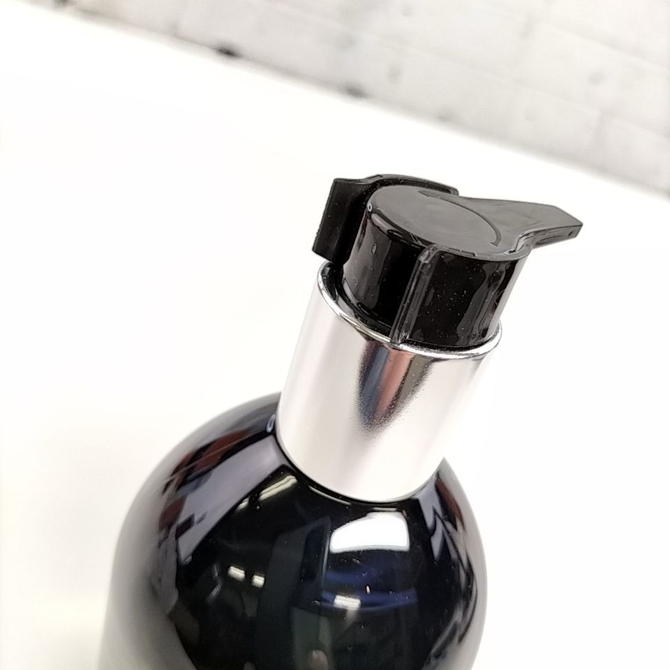 HERMES Eau de Citron Noirボディ＆ヘアシャワージェル Hermes