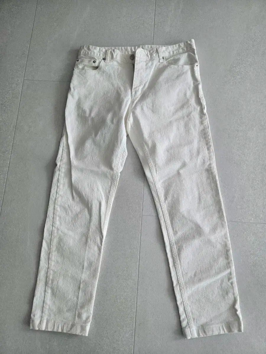 ボランテ シルバータップ ホワイトデニム パンツ