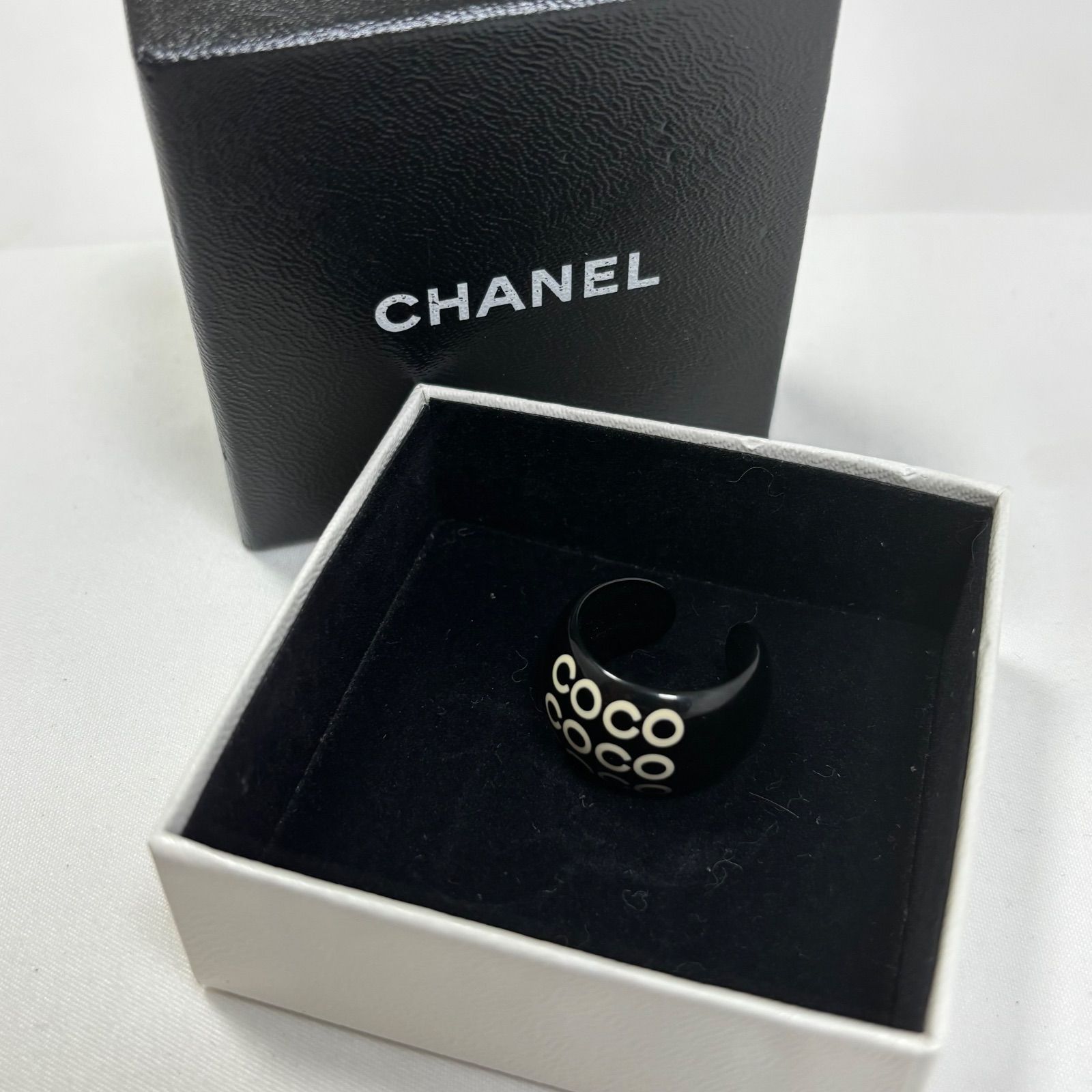 送料無料】CHANEL/シャネル/COCO/ココマーク/リング/指輪/プラスチック 送料無料】CHANEL/シャネル/COCO/ココマーク/リング/指輪/プラスチック