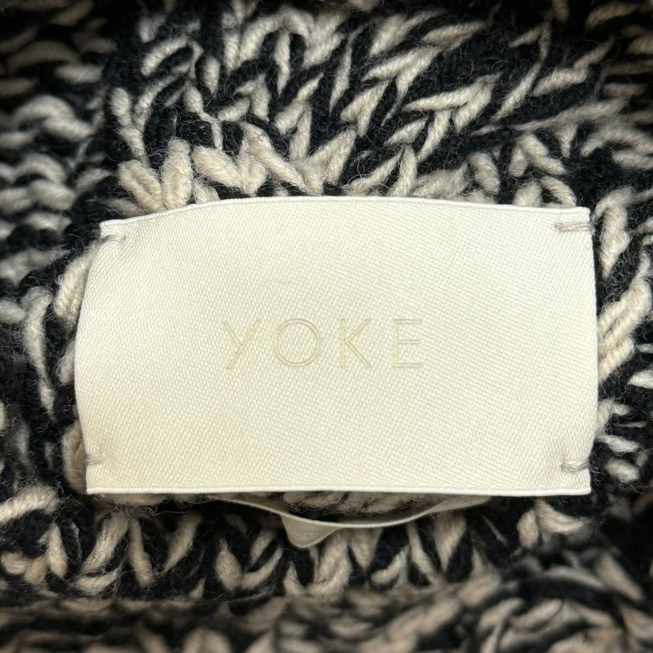 yoke 3G Inside-Out Cable Mock Neck Knit｜ファッション