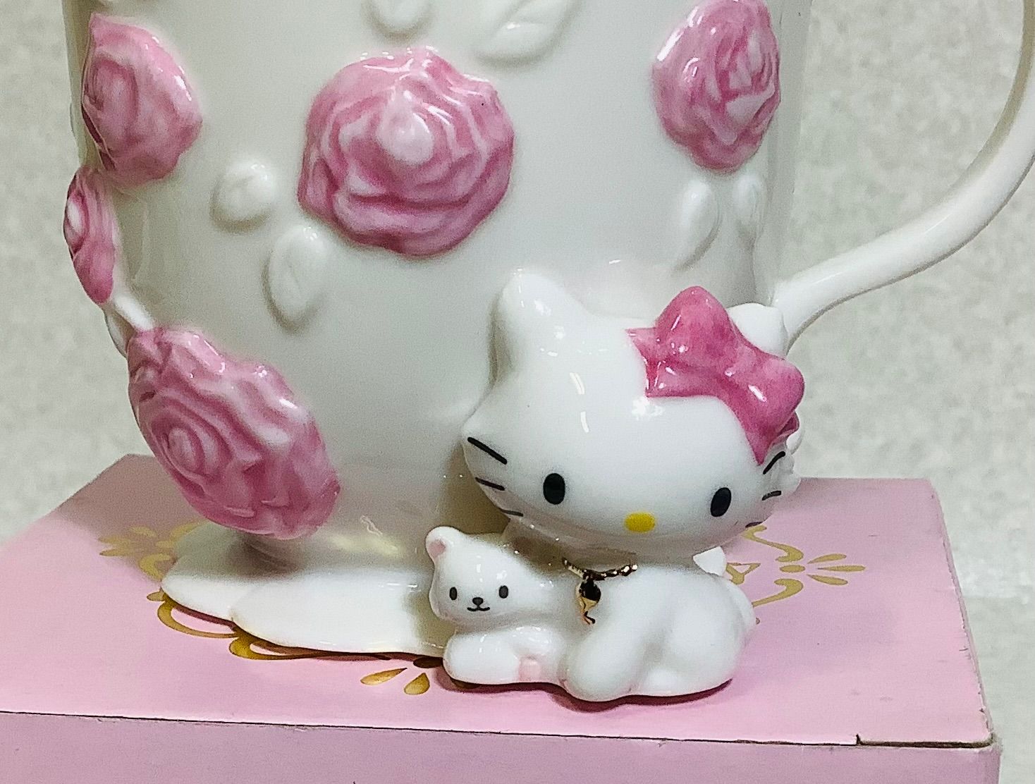 D943 サンリオ チャーミーキティ デコマグ キティー マグカップ レア品