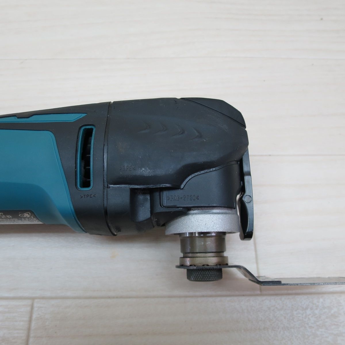送料無料] 付属品付き☆マキタ マルチツール TM3010CT 電動 工具