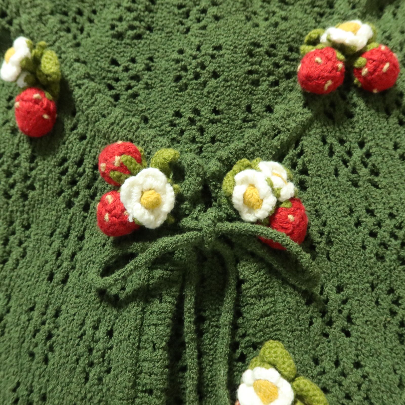 美品】ピンクハウス☆苺モチーフ♪ニットカーディガン はおりもの  