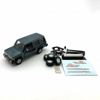 本物保証，正規品 ビ-エムクリエイションズ 三菱 パジェロ 1st Gen 83 グリーン RHD 1/64スケール 64B0239 置物