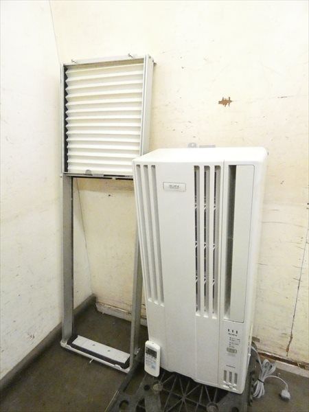 コロナ/CORONA☆窓用ルームエアコン冷房専用☆CW-A161E4 管  