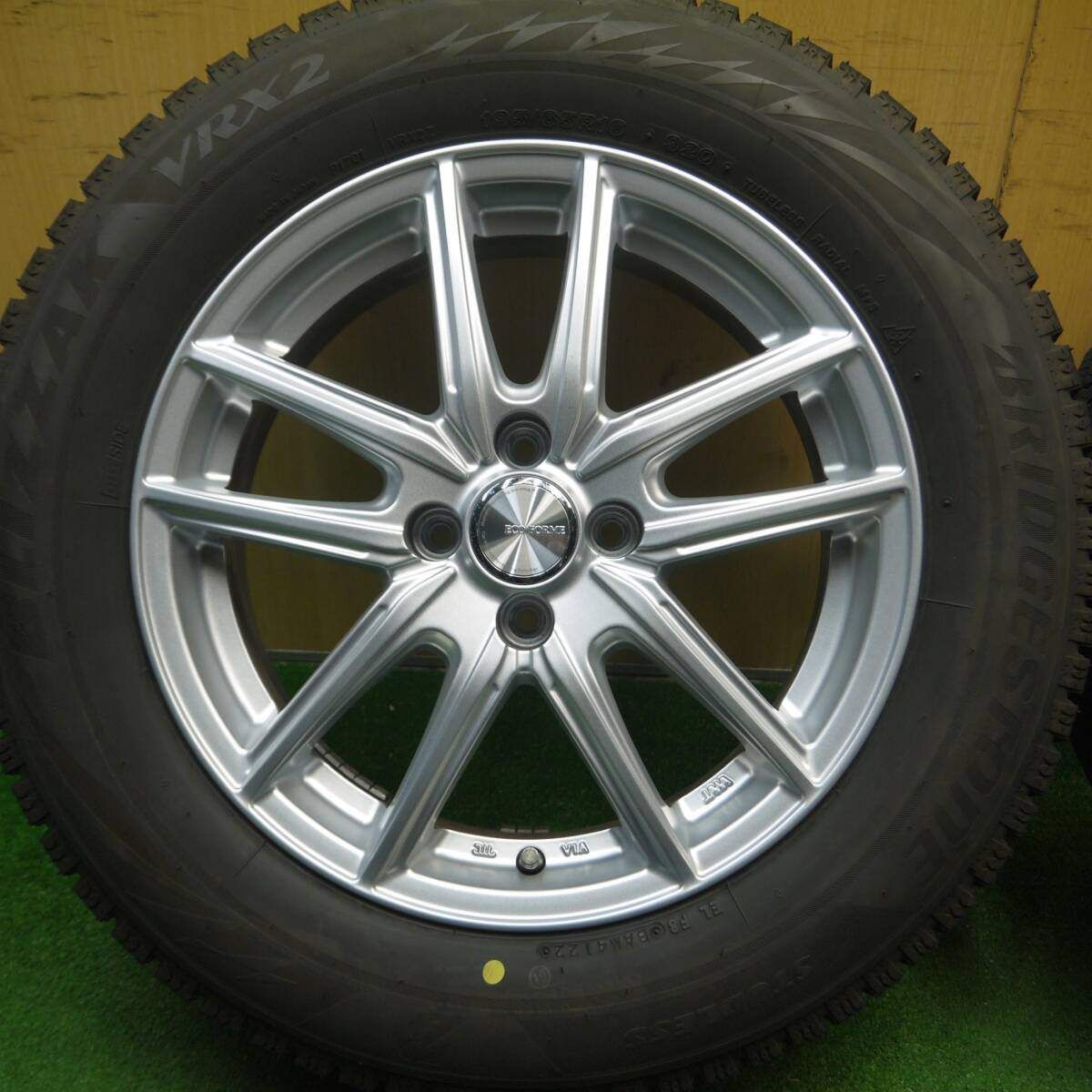 ブリヂストン BLIZZAK VRX2 175/70R14 84Q 価格比較 - 価格.com 175