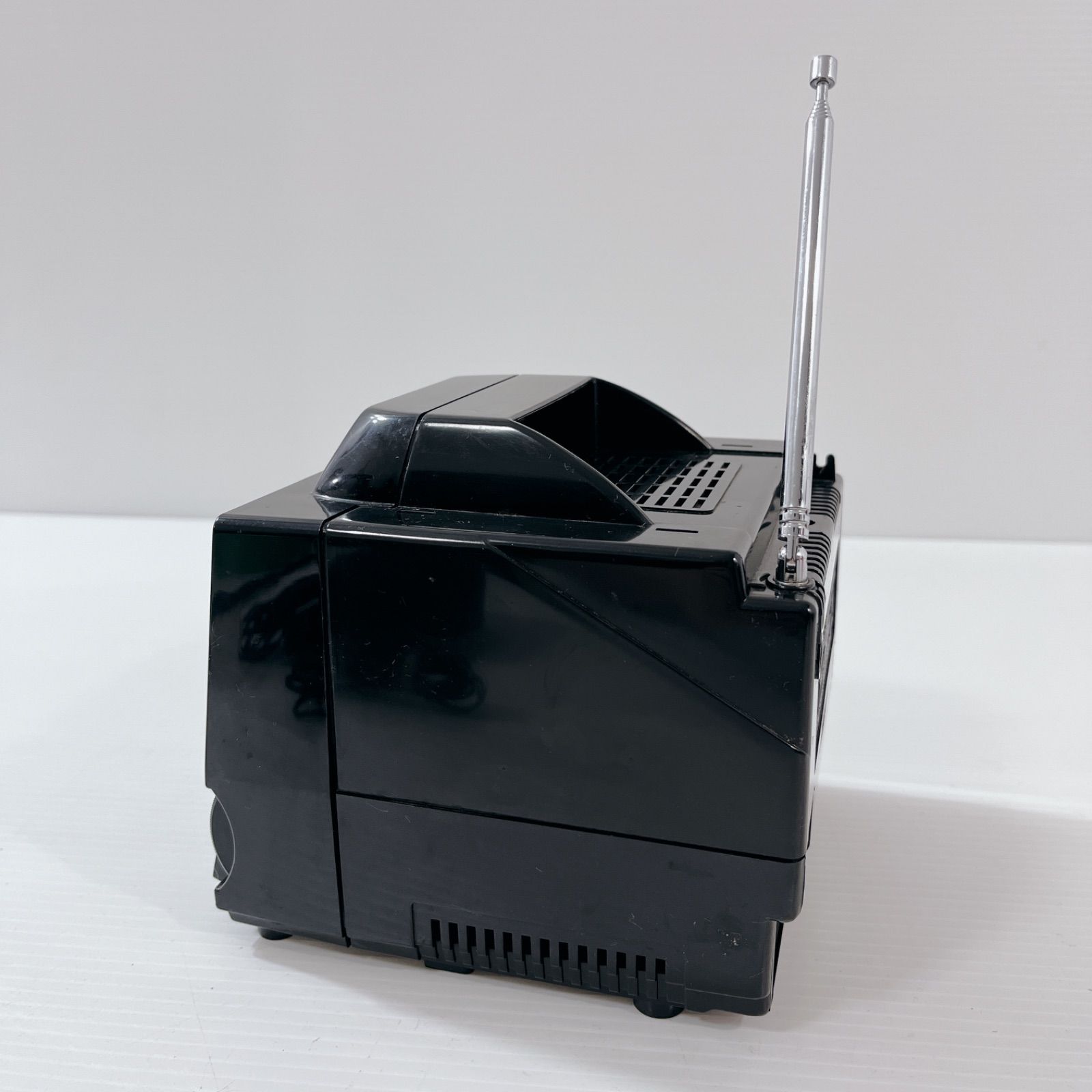 レトロ家電　7インチ ポータブル 白黒テレビ BTV-100 Yahoo!オークション -「ポータブル白黒テレビ」(電化製品) の