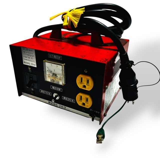 ジャンク マキタ Makita 昇圧器 DXタイプ A-05979 100V 100V 昇圧器 屋内型 ポッキンプラグ付 電動工具 50 60hz 1.5KVA 工具 現状