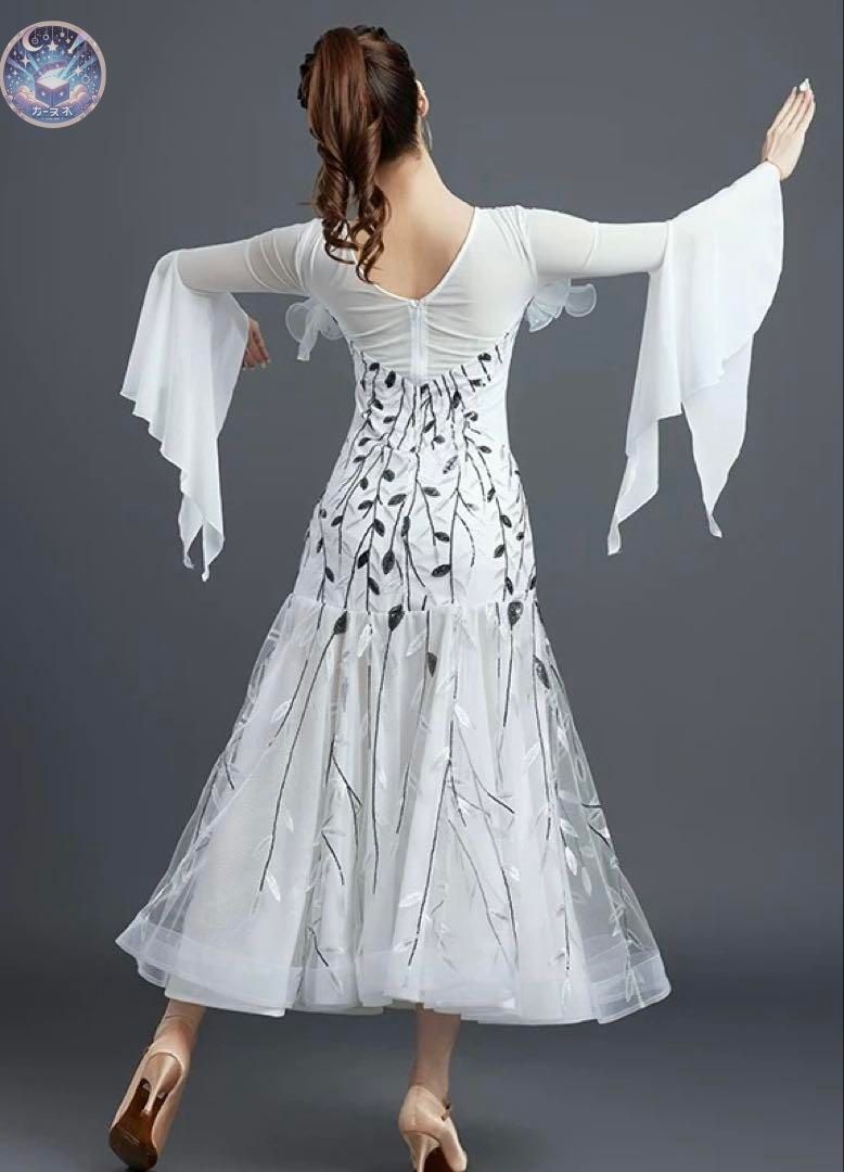 発表会・競技会向き✨スタンダードドレス　ブルー　Mサイズ 発表会・競技会向き✨スタンダードドレス ブルー Mサイズ 楽天