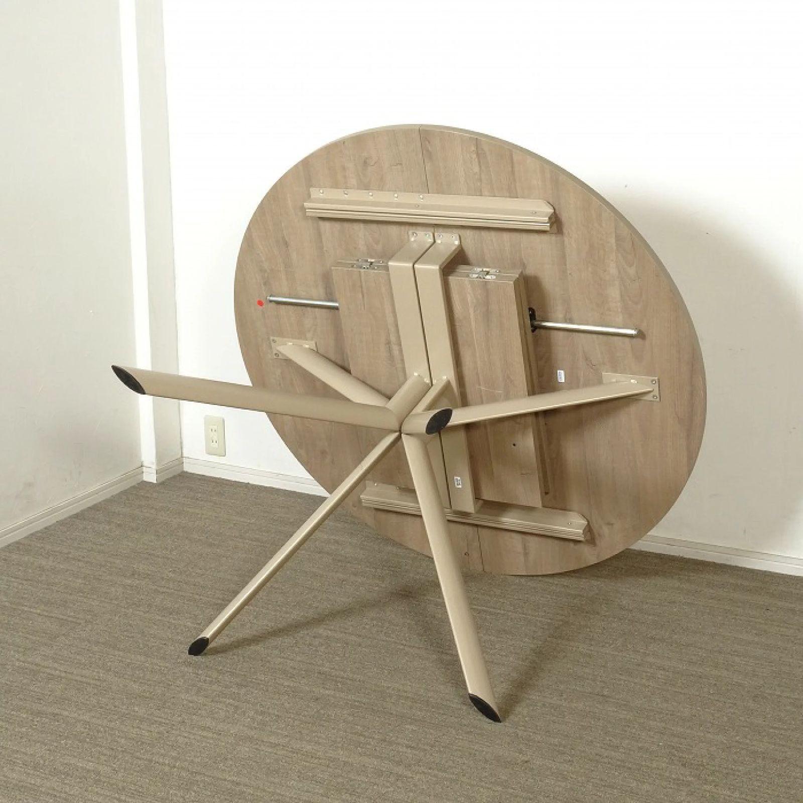 ◾︎SELUNO◾︎ 短期展示 Calligaris カリガリス connubia コヌビア GIOVE ジョーベ 伸長式ダイニングテーブル メラミン天板 20万 v692 MARWIL-DEMENAGEMENTS_CH