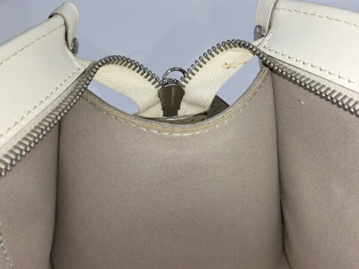 た*ん様 ルイヴィトン エピ マドレーヌPM M5933J AR2097 イヴォ LOUIS VUITTON マドレーヌPM ショルダーバッグ イヴォワール