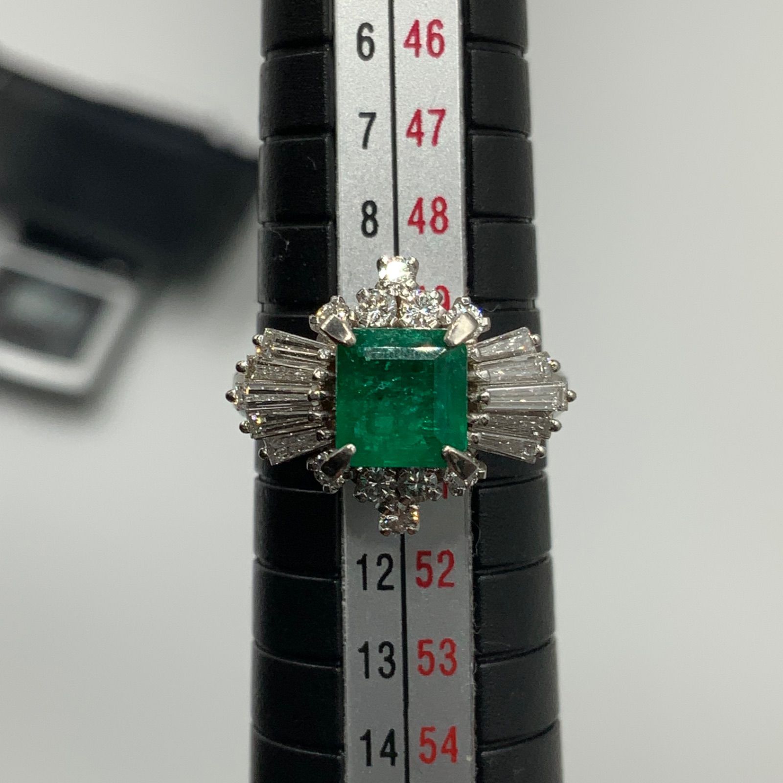 pt900 プラチナ900 エメラルドリング ダイヤモンドリング 7.2g 1.14ct 