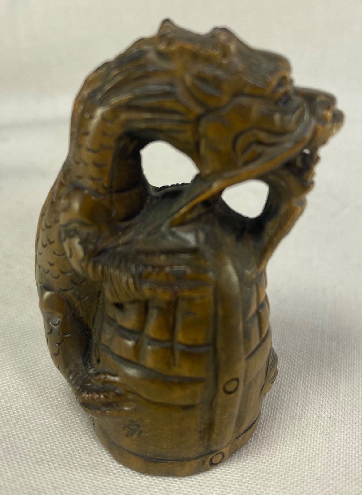 柘植根付 置物 十二支龍 黄楊繊細彫刻 木製。 - メルカリ