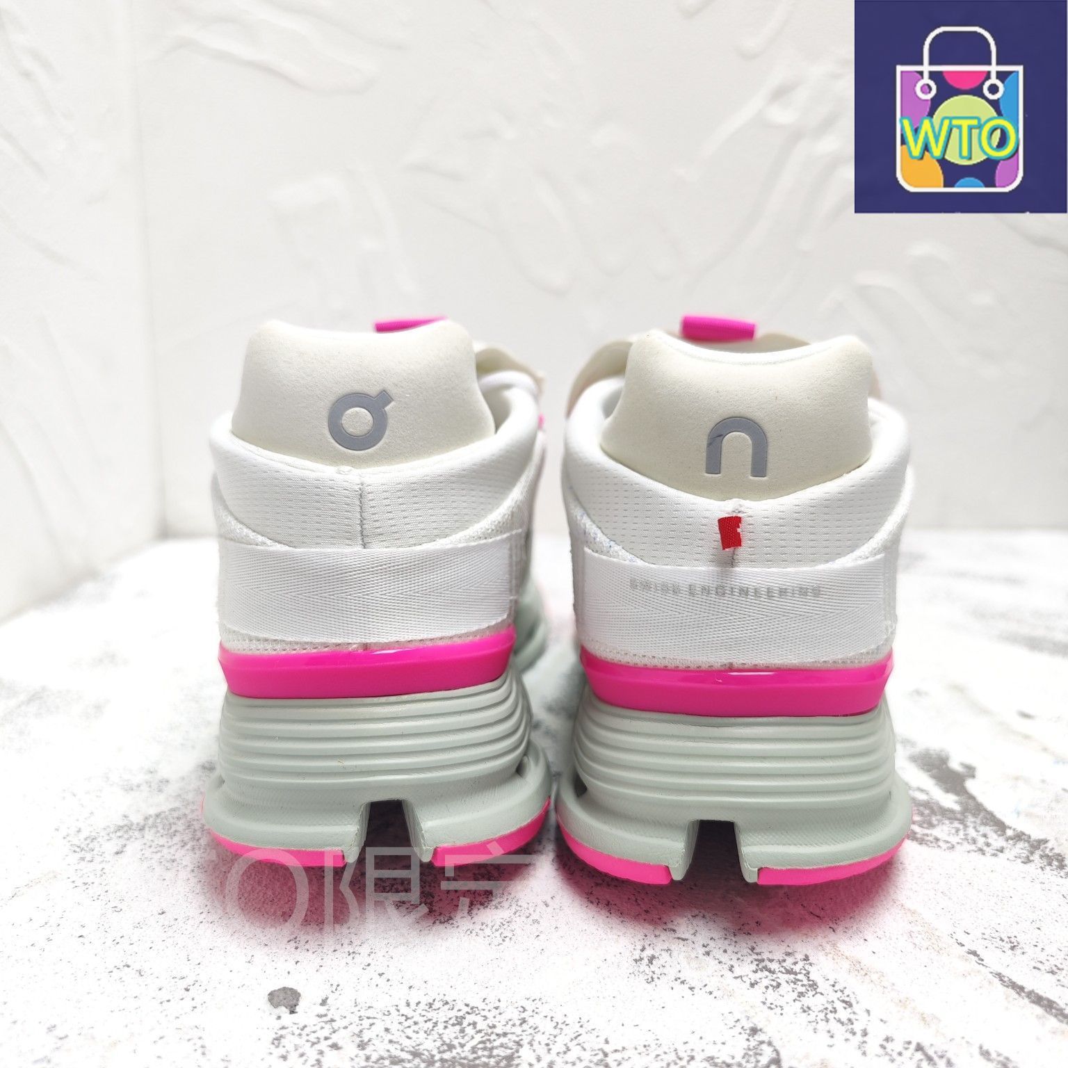 ▼未使用✨美品✨Cloud nova オン クラウドノヴァ ランニングシューズ 新品 On Cloud Nova オン クラウド ノヴァ メンズ レディース