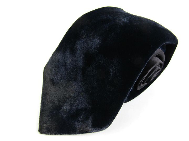 新品・未使用 GIORGIO ARMANI 高級 ベルベット ブラック ネクタイ ジョルジオアルマーニ ブランドネクタイ ベルベット 無地