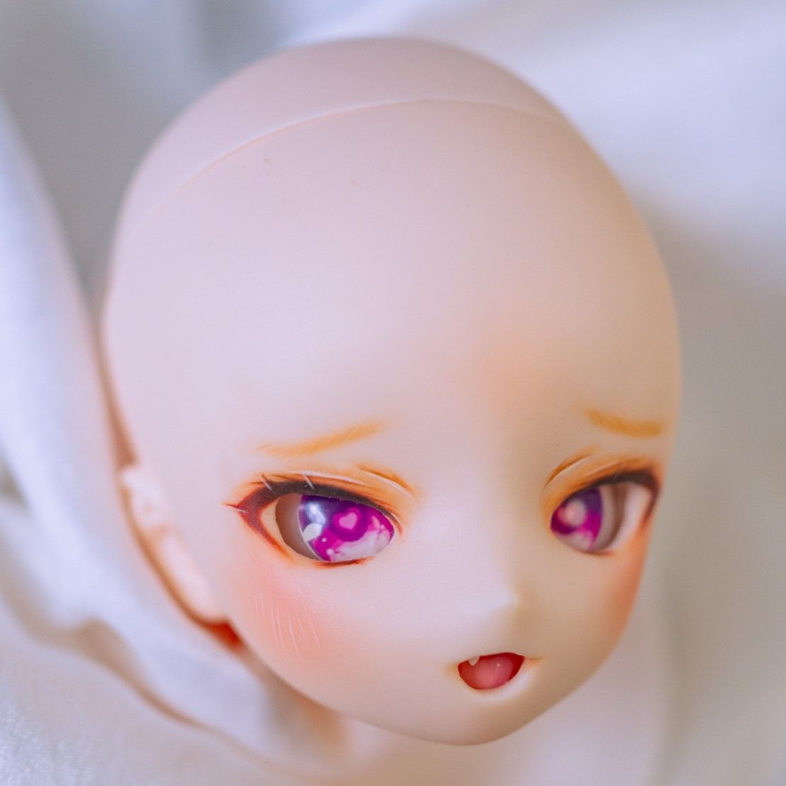 DDH-27 セミホワイト肌 カスタムヘッド＋おまけアイ ソフビ盛り難あり