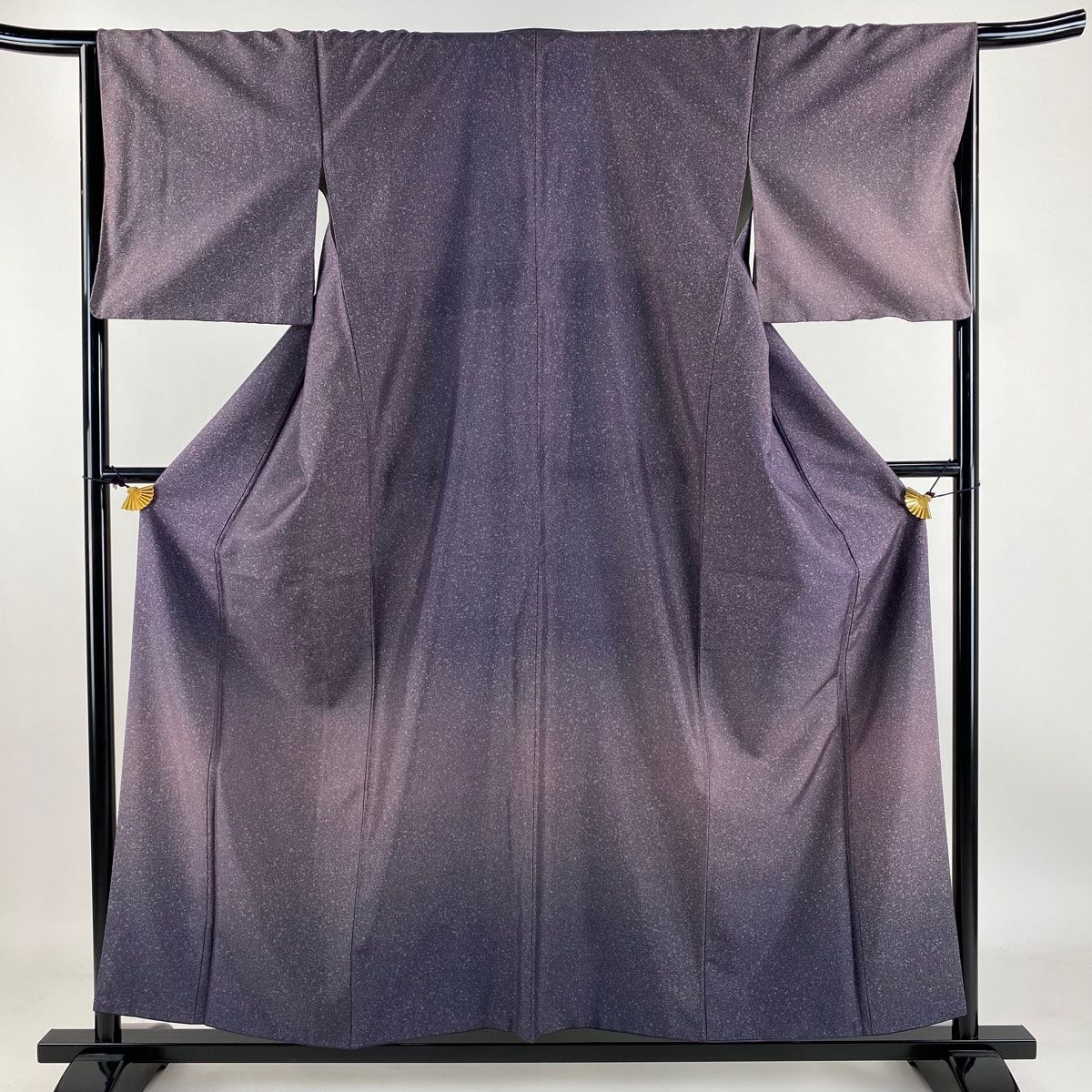 振袖 身丈164cm 裄丈68cm L 袷 雪輪 笠松 刺繍 絞り クリーム 正絹 秀品 中古 振袖 身丈164cm 裄丈67cm M 袷 袋帯フルセット 貝桶 桜 金銀彩 ぼかし