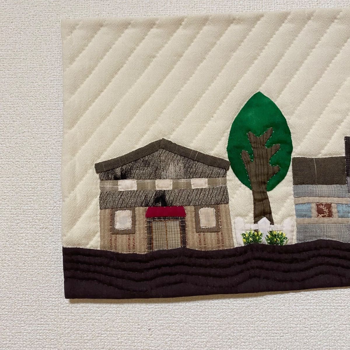 ハウスのパッチワークタペストリー☆