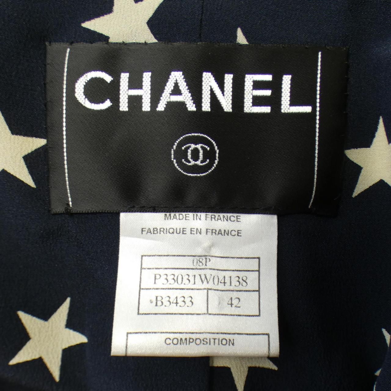 CHANEL シルバーグレイ レザージャケット シャネル 公式サイト：CHANEL.COM - ファッション | CHANEL シャネル