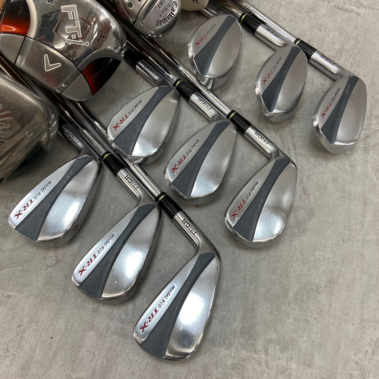 レフティー　キャロウェイ　プロギア　メンズゴルフ13本セット 左利き用　入門用 レフティー Callaway キャロウェイ PRGR プロギア メンズゴルフ