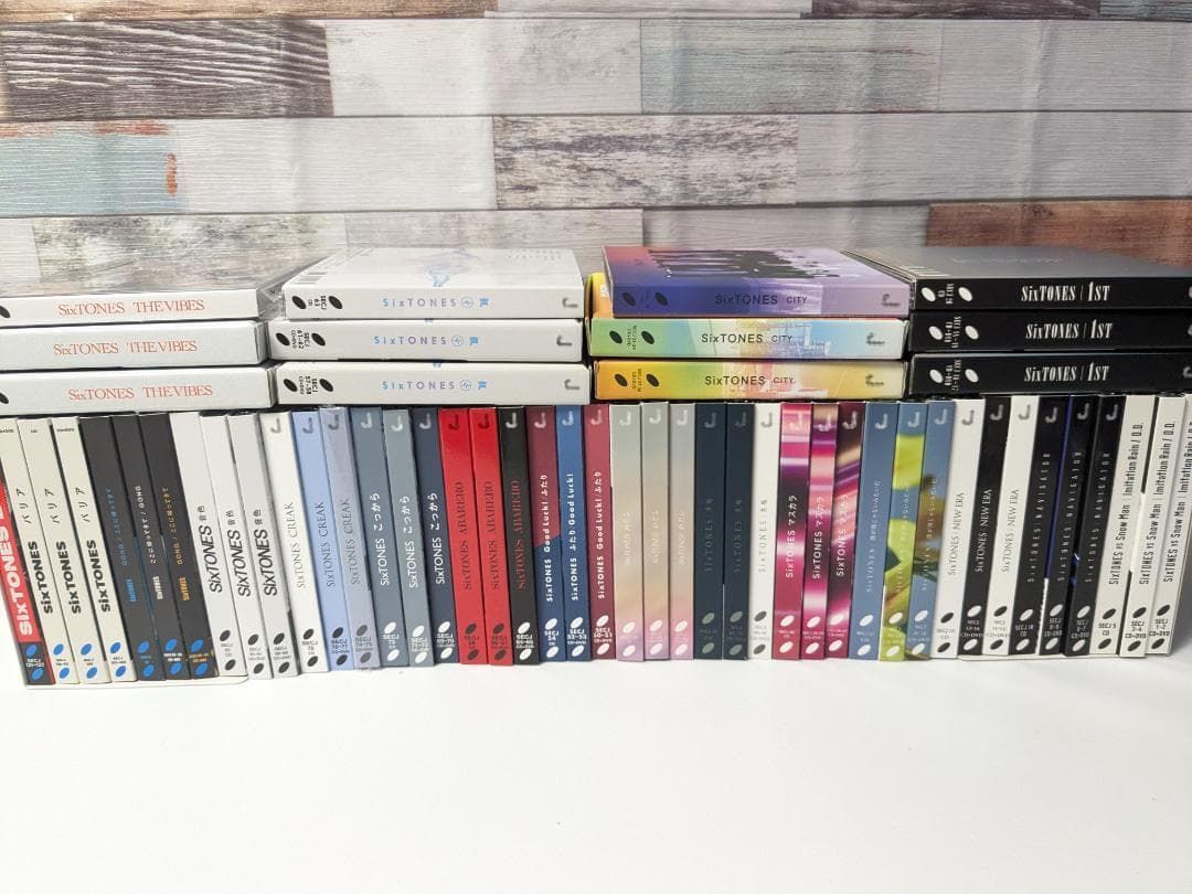 SixTONES シングルCD 43本　アルバム12本 計55本　まとめ売り SixTONES シングルCD 43本 アルバム12本 計55本 まとめ売り
