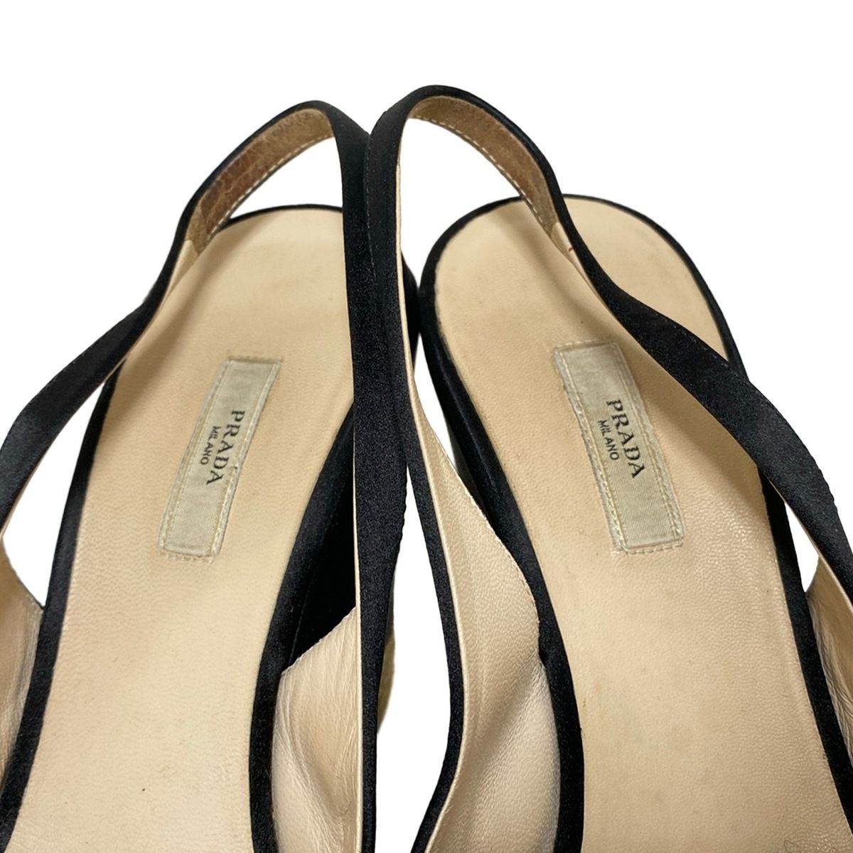 PRADA(プラダ) サンダル 35 1/2 レディース - 黒 ウェッジソール