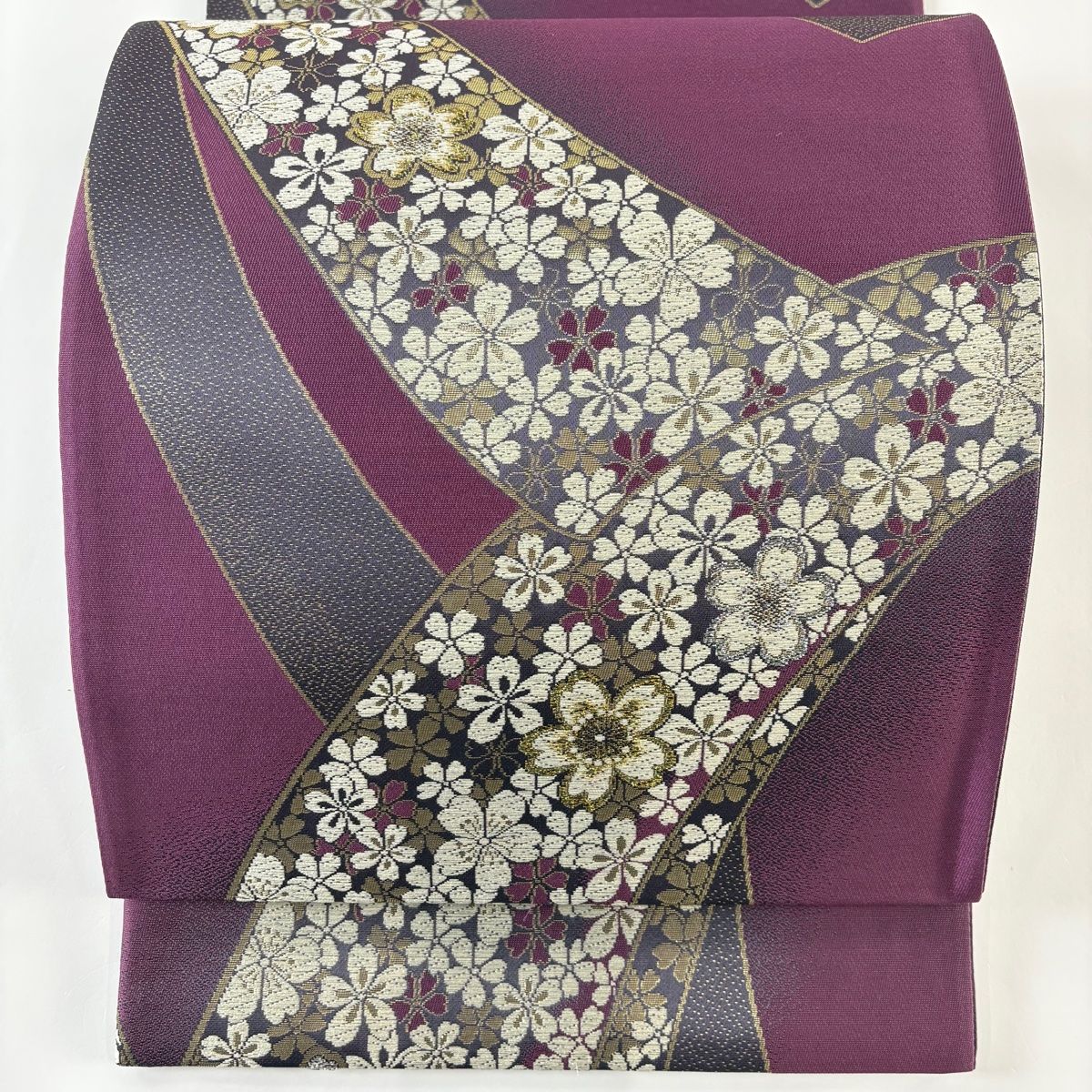 [六通]　袋帯　桜　中古美品 中古 袋帯 未仕立て品 六通柄 美品 証紙あり 振袖用 正絹 花柄