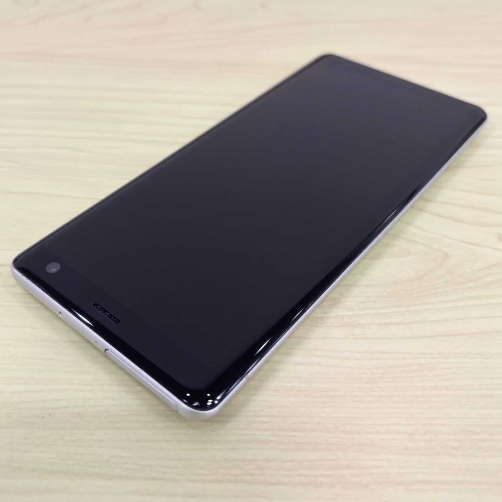 美品】Xperia XZ3 SOV39 64GB ホワイトシルバー SIMフリー 21140