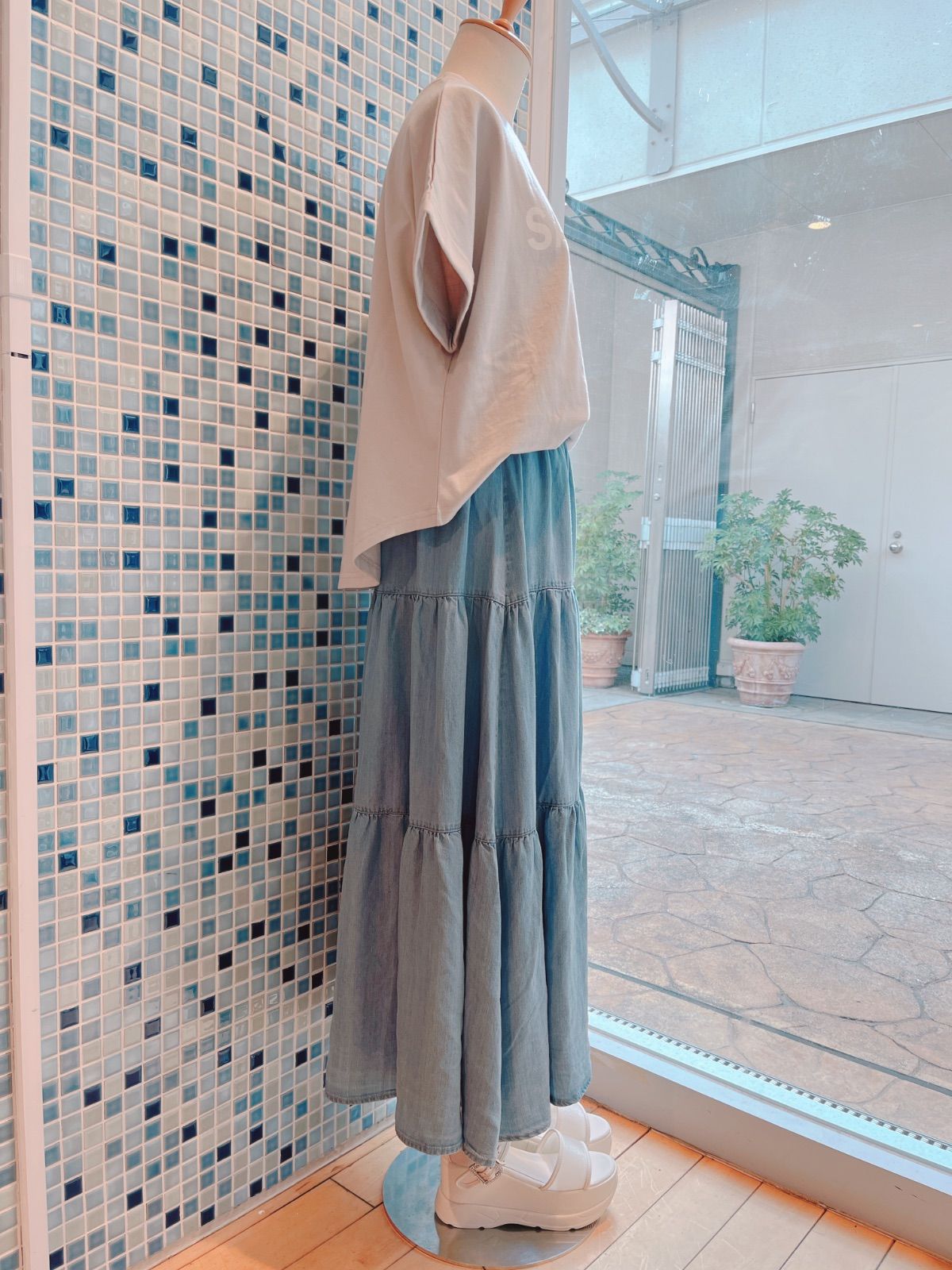 フ