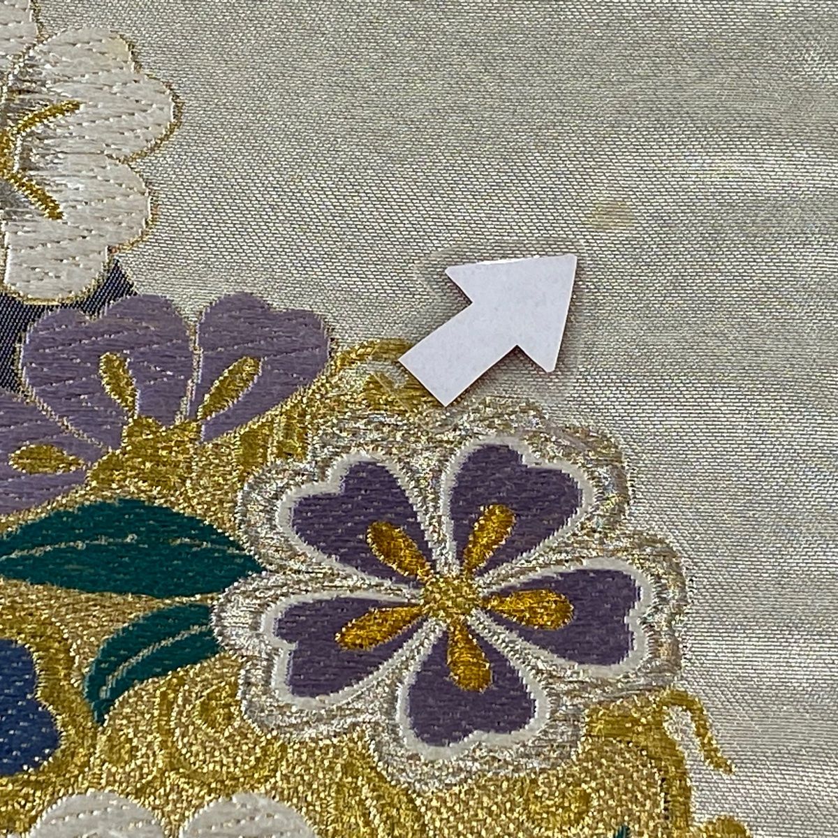 袋帯 美品 秀品 草花 箔 墨色 六通 正絹 【中古】 袋帯 秀品 草花