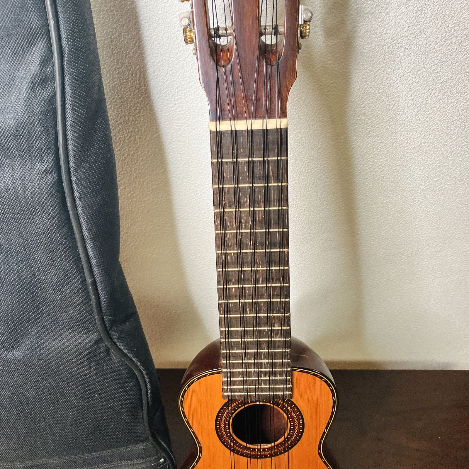 チャランゴ instrumentos