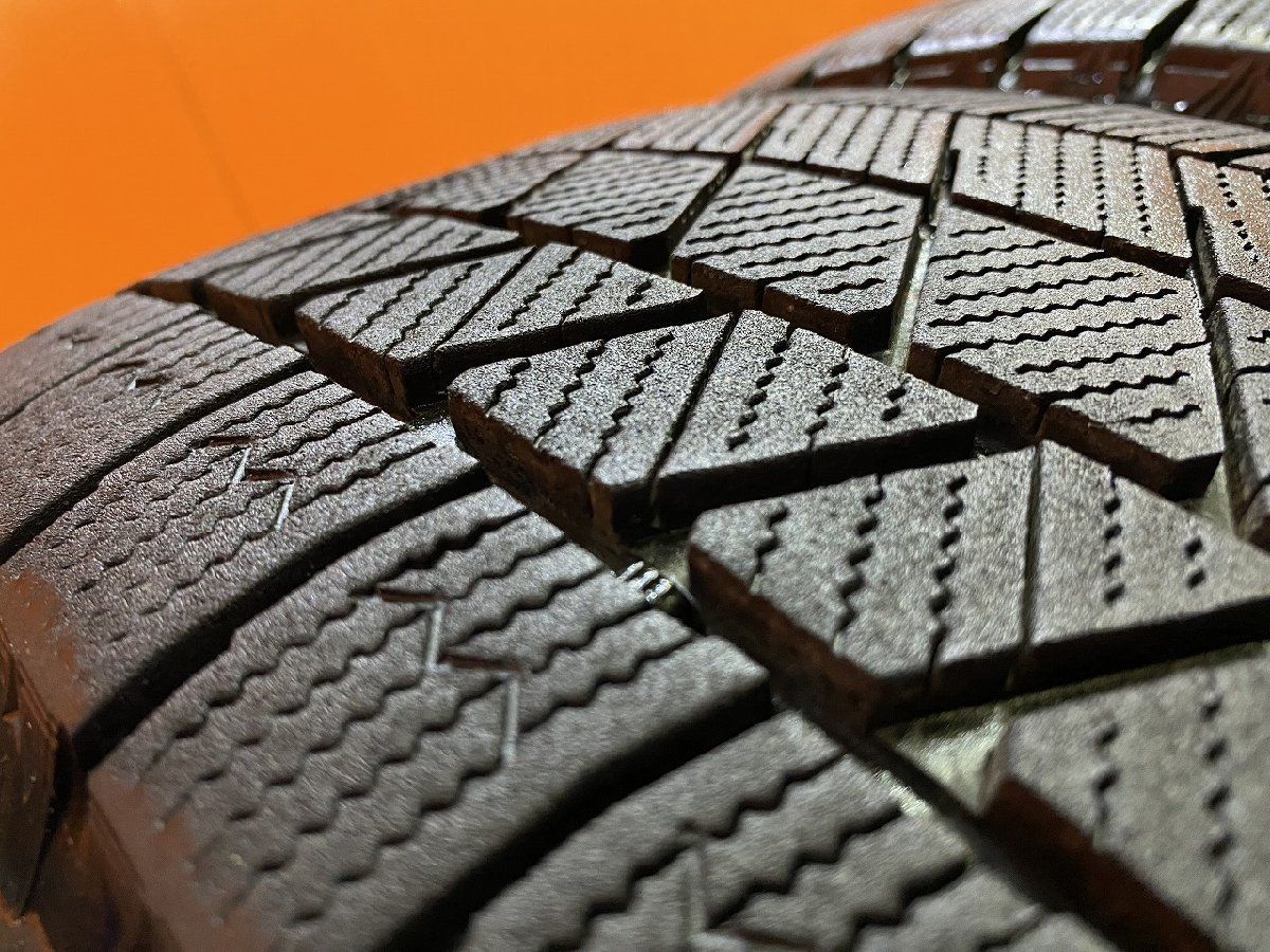 BS BLIZZAK VRX3 215/60R17】スタッドレス【DUNLOP VIOLENTO 17