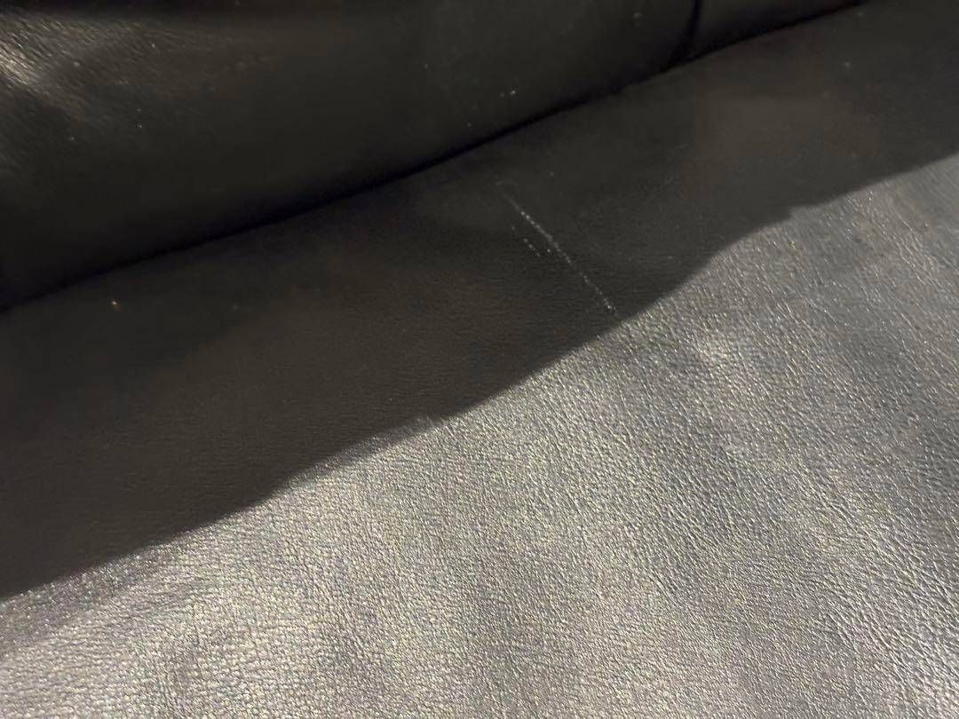 本革 リベット打ち