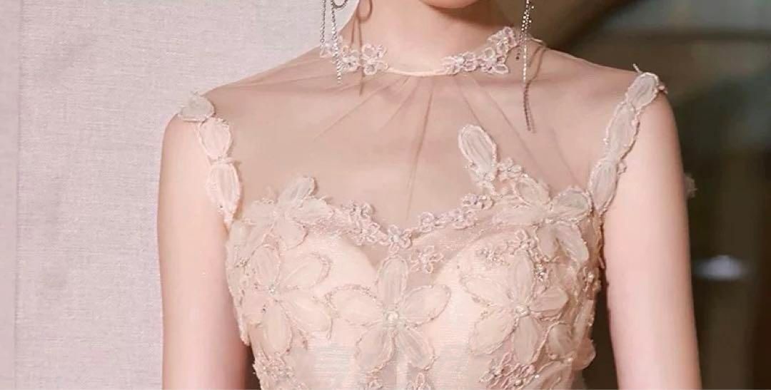 ♥ レディースファッション 花柄生地が可愛い シンプルなイブニングドレス . WWW_NOITHATQUANGTHANH_NET