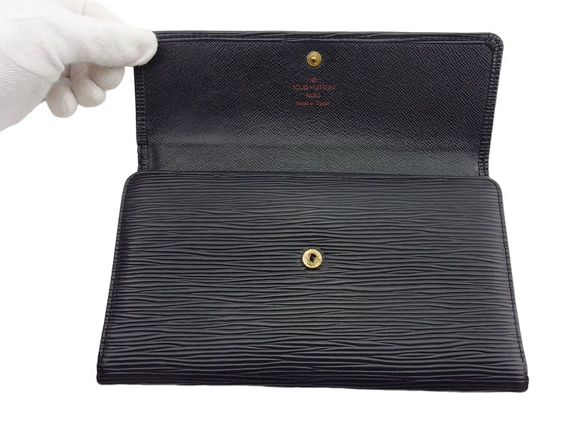 ルイ・ヴィトン LOUIS VUITTON 長財布 エピ ポルトトレゾール