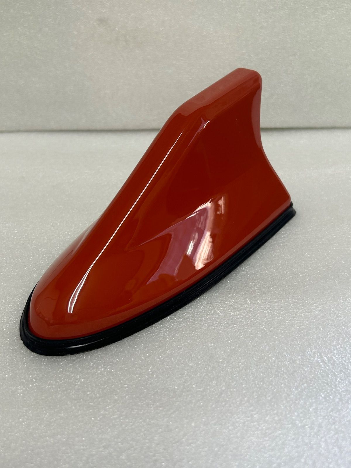 純正色に塗装します/ドルフィンアンテナ/シャークアンテナ/RVR/アウトランザー/SX4/セルボ/エスクード/MRワゴン/バレーノ/シボレーMW 日産車⁄T-1 塗装済 プレミアム シャーク フィン アンテナ⁄ホワイト