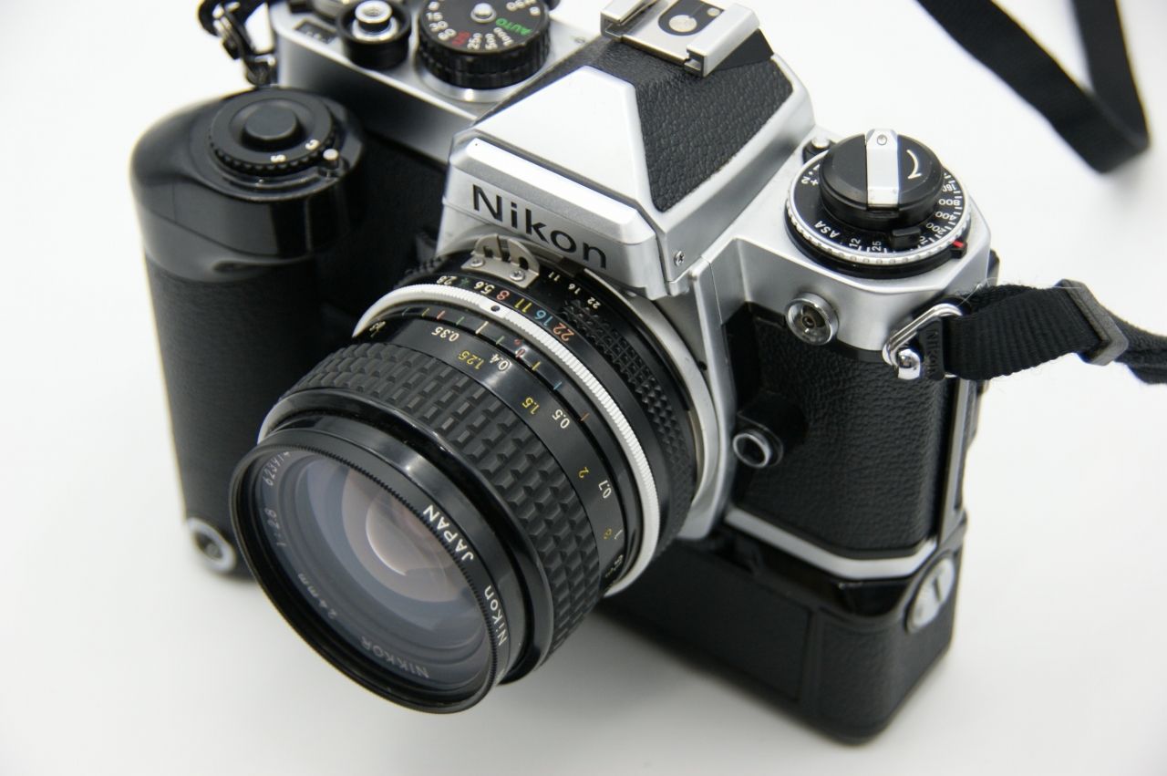 割引率80％ 9310 Nikon FE + 24mm 2.8 + MF-12 + MD-12 レンズ(単焦点