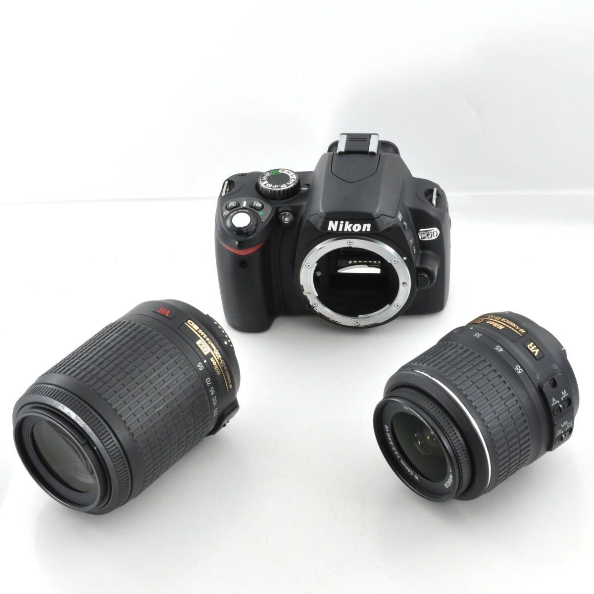 Nikonデジタル一眼レフD5000ダブルズームキット Nikon D5000 ダブル