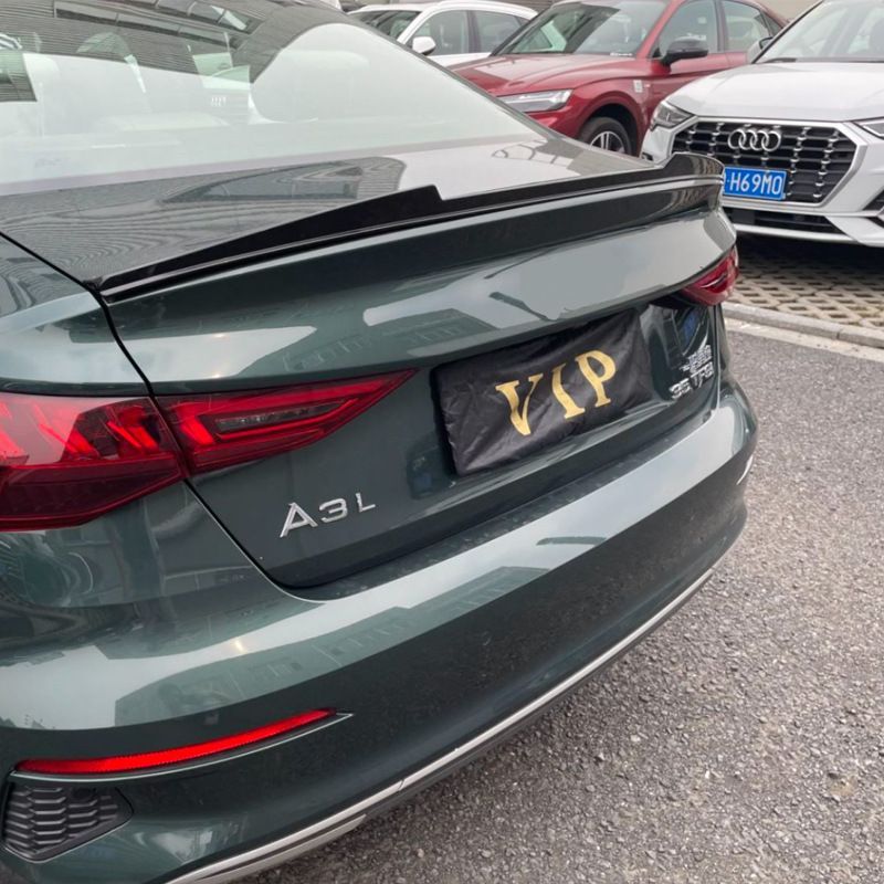 2021年以降 Audi A3 S3 RS3 8Y 刀 !-利用不可文字-! 型 トランクスポイラー 尾翼 ABS製 カーボン調＆鋼琴黒DL14LYX人気注目