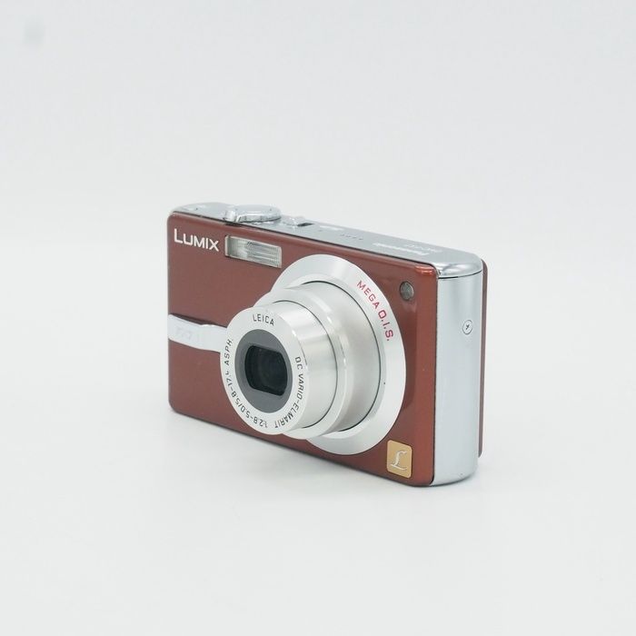 【C6557】Panasonic パナソニック DMC-FX7 デジタルカメラ 概要 デジタルカメラ DMC-FX7 | LUMIX（ルミックス） ミラーレス