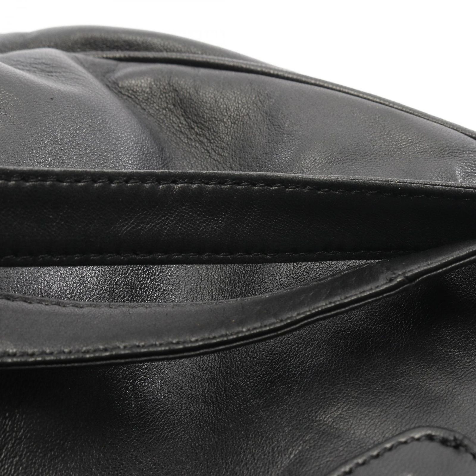 LOEWE ロエベ ブラックレザーリュック 中古・古着通販】LOEWE (ロエベ