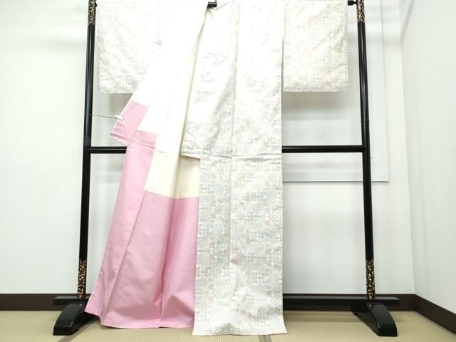 紬 未着用美品 正絹 絹結城紬 井桁燕絣模様 身丈160.5cm 裄丈65cm 紬
